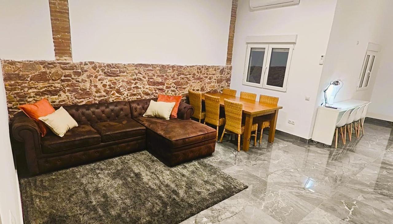 Beautiful Appartment In Martorell Exterior photo